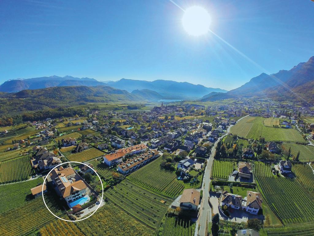 Garni Hotel Peterlinhof Caldaro Εξωτερικό φωτογραφία