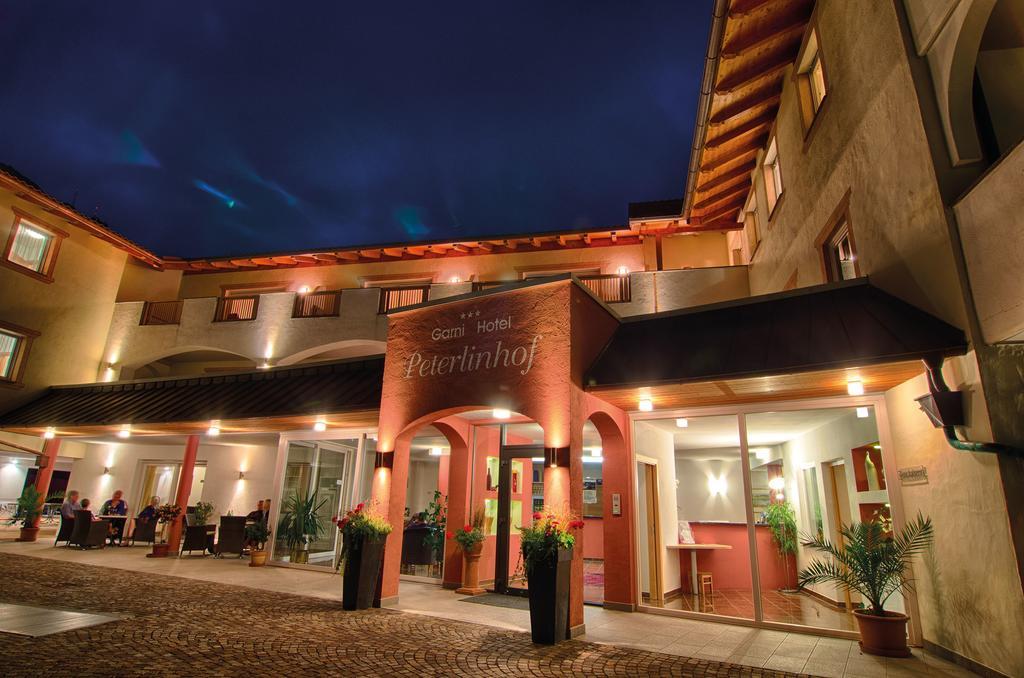 Garni Hotel Peterlinhof Caldaro Εξωτερικό φωτογραφία