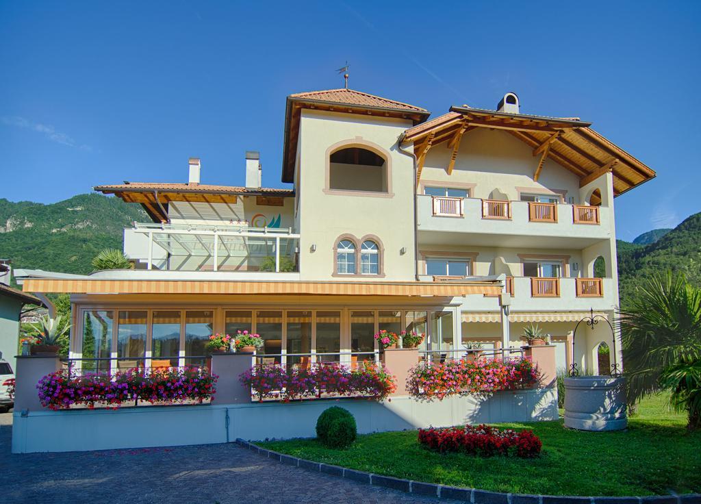 Garni Hotel Peterlinhof Caldaro Εξωτερικό φωτογραφία