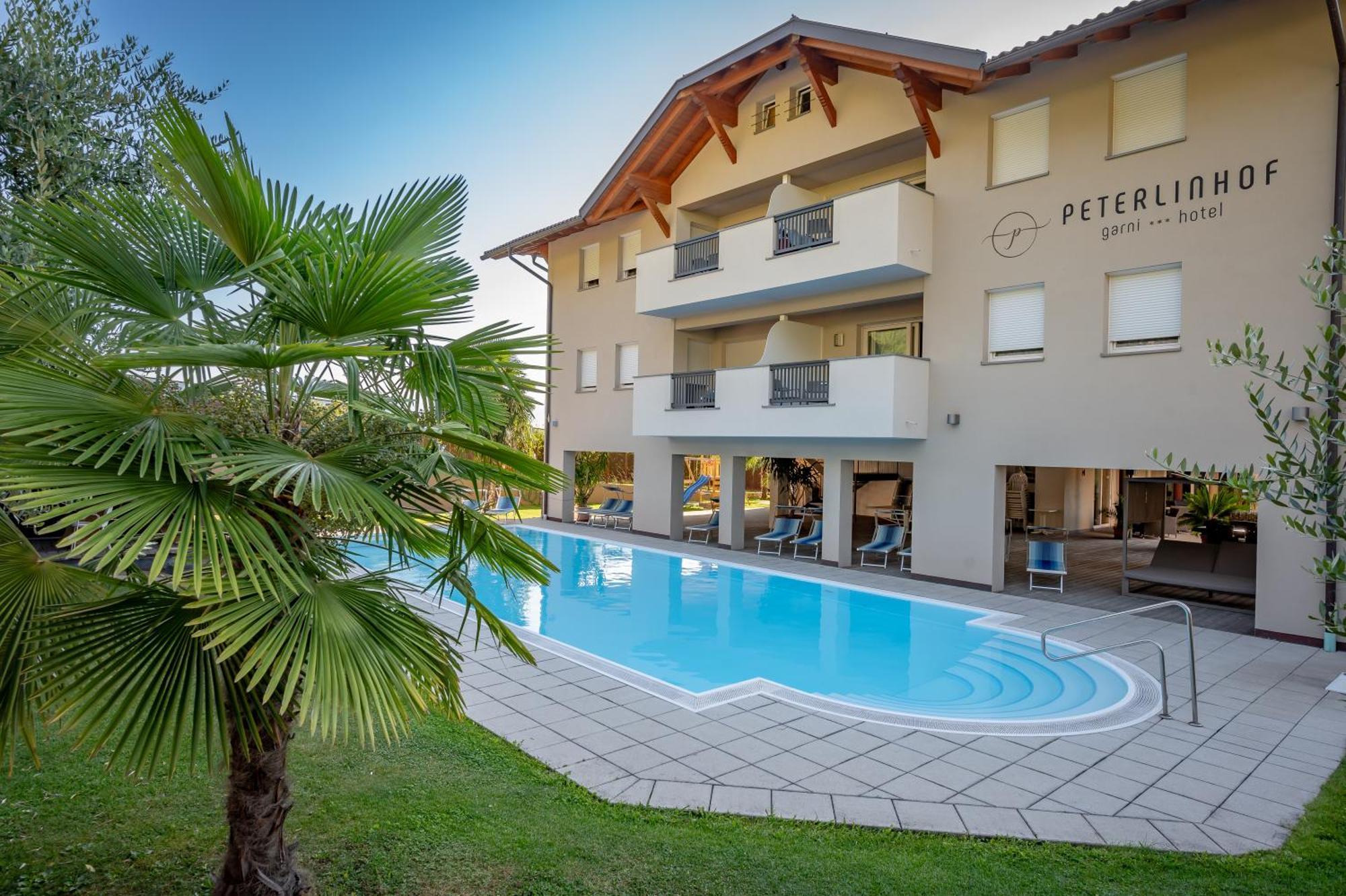 Garni Hotel Peterlinhof Caldaro Εξωτερικό φωτογραφία