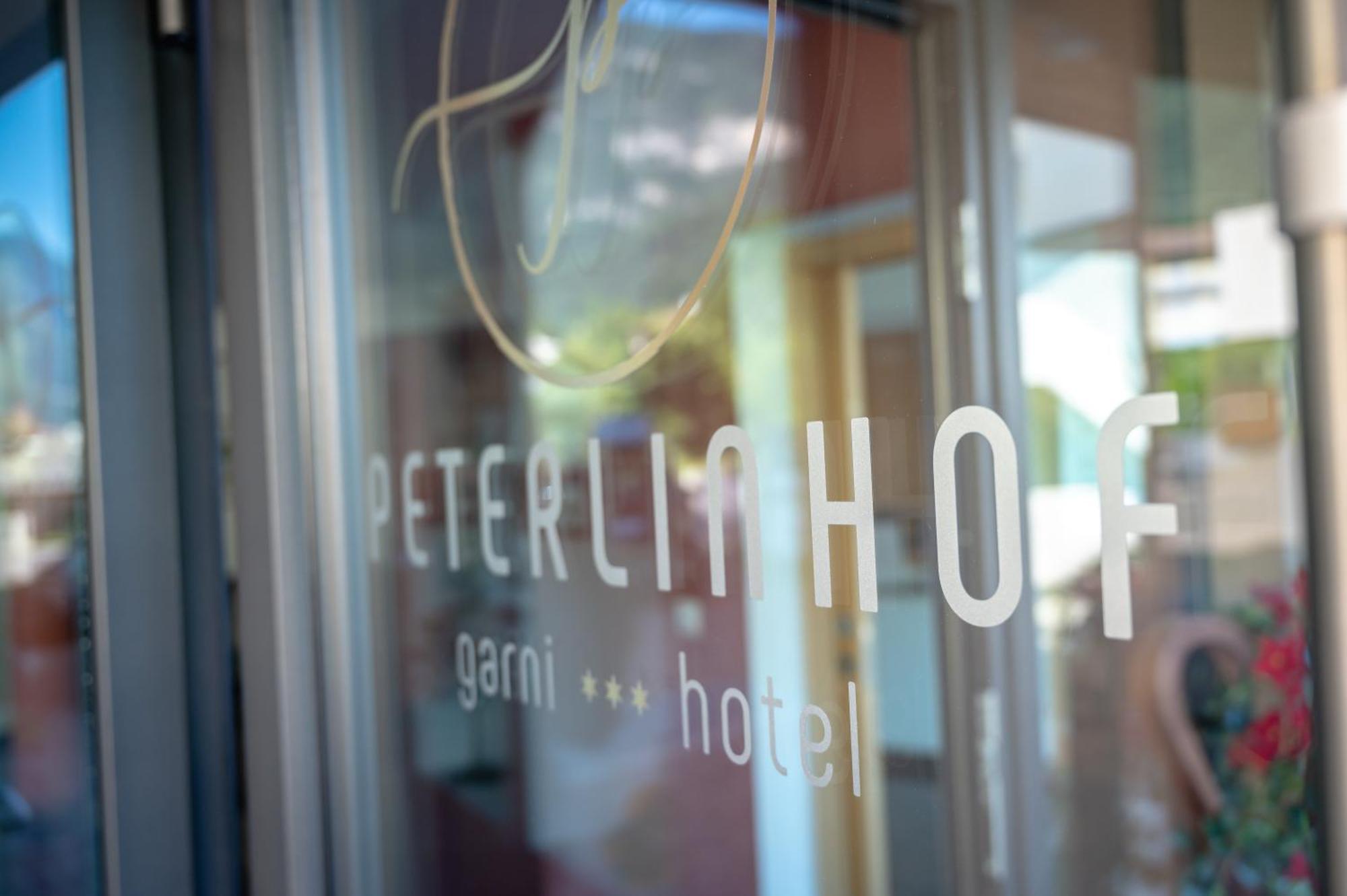 Garni Hotel Peterlinhof Caldaro Εξωτερικό φωτογραφία