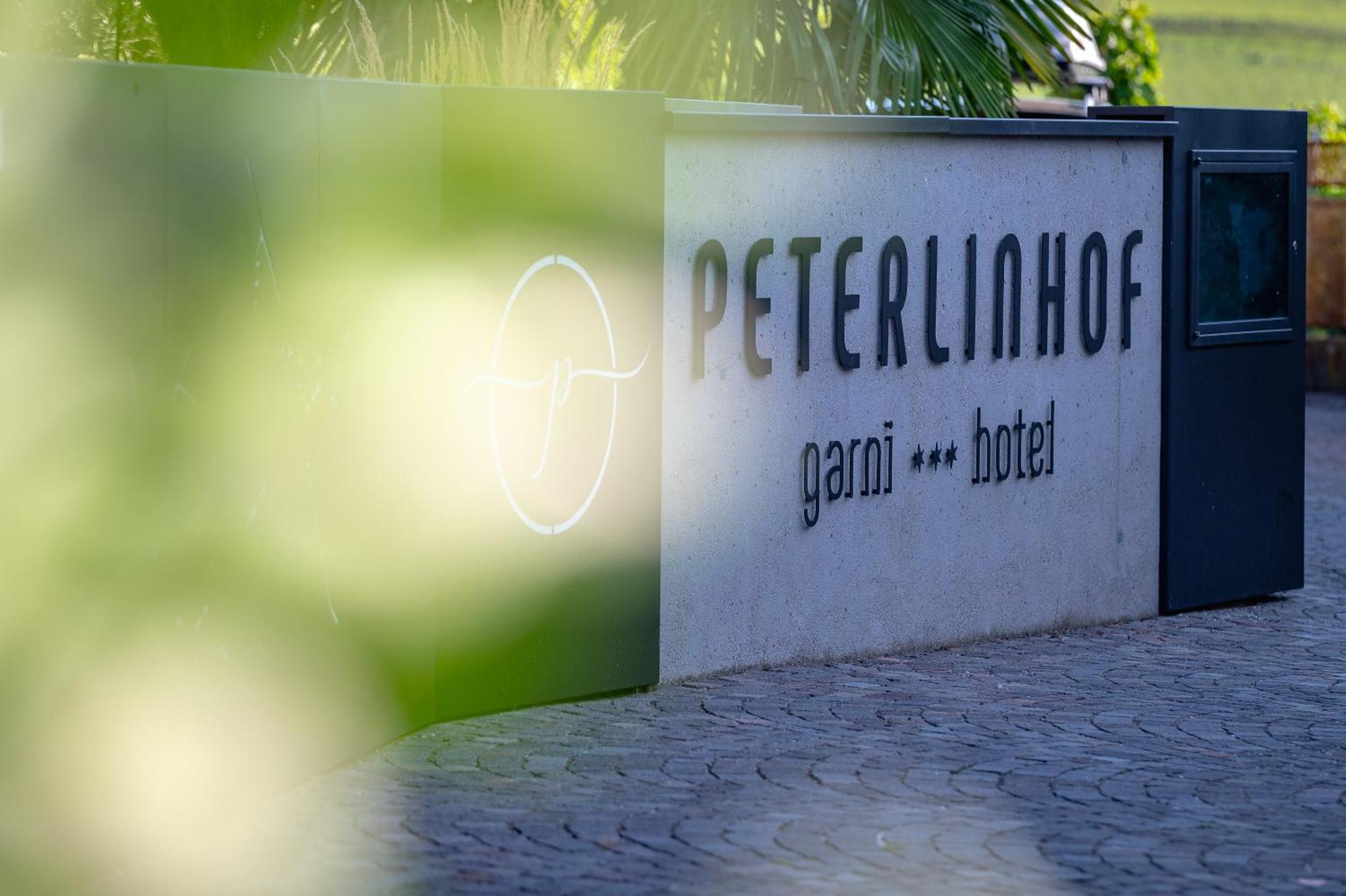 Garni Hotel Peterlinhof Caldaro Εξωτερικό φωτογραφία